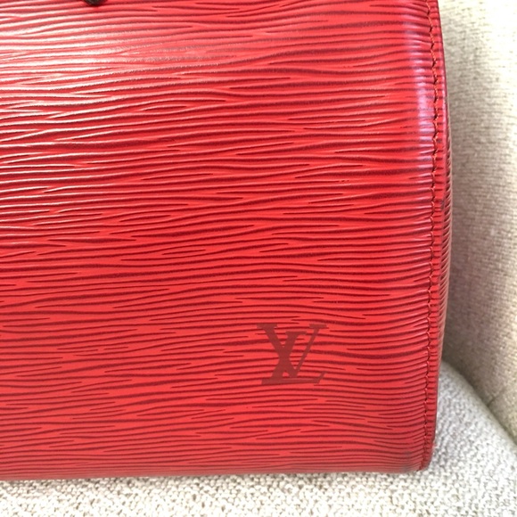 Authentic Louis Vuitton Speedy 25 bag red leather - Picture 11 of 16